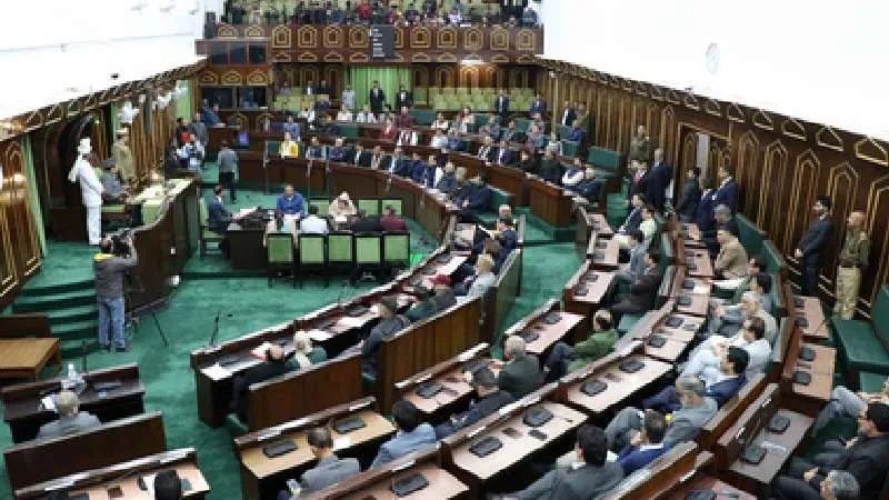 जम्मू-कश्मीर विधानसभा में हंगामा, भाजपा विधायकों का वॉकआउट, एनसी ने कश्मीरियों पर हमलों को लेकर किया प्रदर्शन