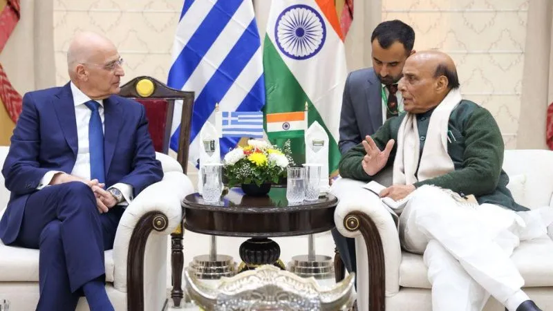 दो पुराने देशों की नई डिफेंस डील, ग्रीस के साथ राजनाथ सिंह का ‘ज्वाइंट डिक्लेरेशन’, जानिए भारत को क्या होगा बड़ा फायदा?
