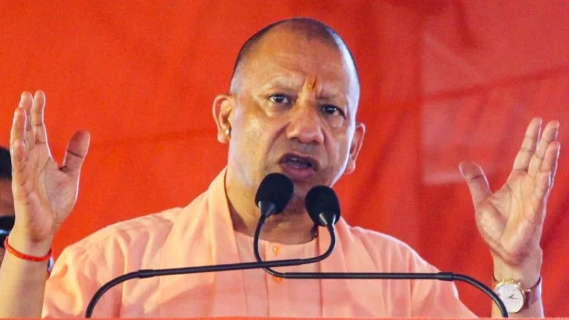 'कोई नहीं बोलेगा, क्योंकि मरने वाले हिंदू हैं...', बांग्लादेशी हिंदुओं के मुद्दे पर सुनियोजित चुप्पी पर बरसे CM योगी, सनातनियों को किया आगाह