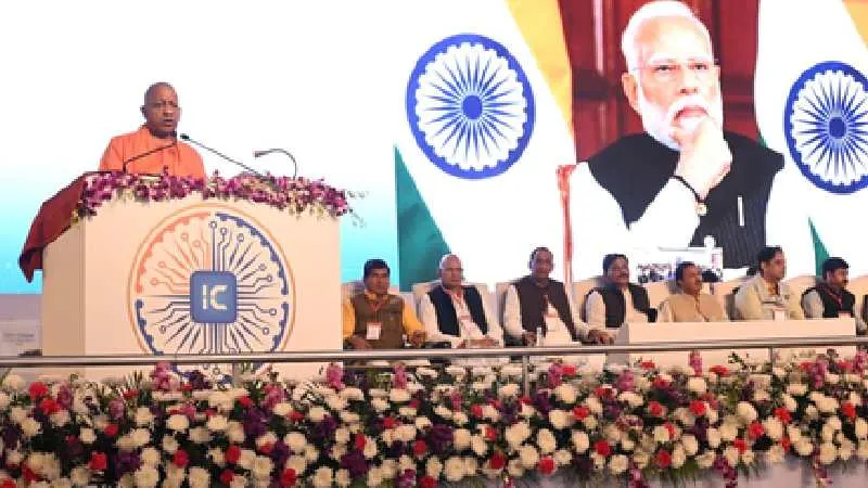 प्रधानमंत्री मोदी ने यमुना सिटी में इंडिया चिप सेमीकंडक्टर यूनिट का उद्घाटन किया, सीएम योगी बोले- जेवर प्रदेश का गहना बन गया