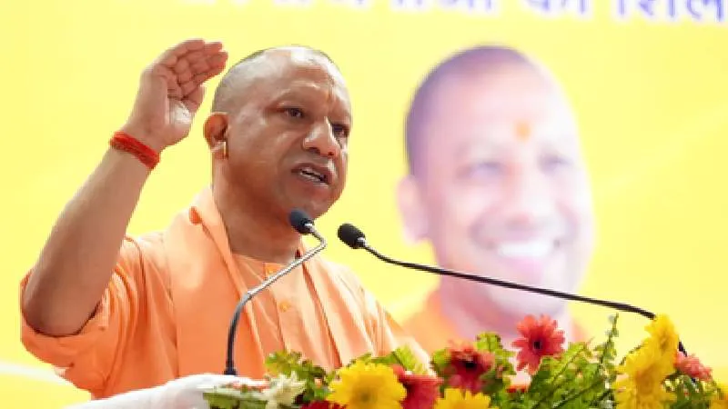 गन्ना के साथ तिलहन-दलहन अंतःफसल से किसानों की आय होगी बहुगुणित: सीएम योगी