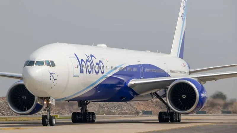 वाराणसी एयरपोर्ट पर बड़ा बदलाव, रात 11:30 के बाद उड़ानों पर रोक, जानिए वजह