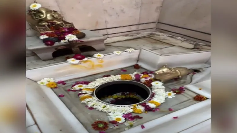 जयपुर का रहस्यमयी अंबिकेश्वर महादेव मंदिर, जहां श्रीकृष्ण, शिव और महालक्ष्मी का मिलता है एक साथ आशीर्वाद