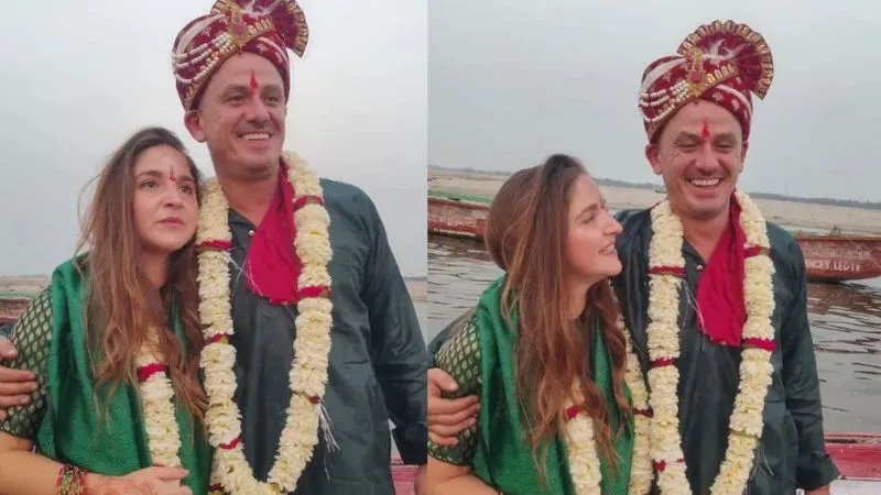 धोती में दूल्हा, बनारसी साड़ी में दुल्हनिया…नौका पर सात फेरे, गंगा के बीच सनातनी अंदाज में हुई मैक्सिकन कपल की शादी