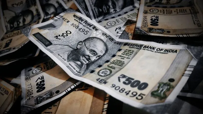 8th Pay Commission: होली का डबल धमाका! DA बढ़ोतरी से बढ़ सकती है सरकारी कर्मचारियों की सैलरी, अप्रैल से मिलेगा फायदा