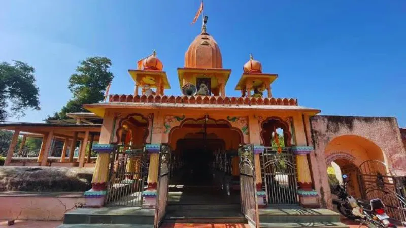 किस मंदिर में जाने से मिलता है 12 ज्योतिर्लिंग का फल, रात में दर्शन के लिए आते हैं नंदी महाराज! जानें रहस्य