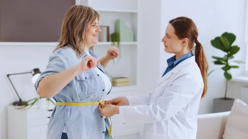 क्यों थायरॉयड में तेजी से बढ़ने लगता है वजन, ये चीजें खाना करें शुरु, तेजी से होगा Weight Loss