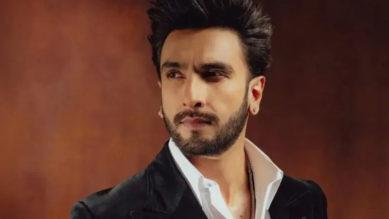 रोहित शेट्टी के घर फायरिंग के बाद रणवीर सिंह को जानलेवा धमकी, Whatsapp नोट में मांगे करोड़ों रुपए, बढ़ी सुरक्षा