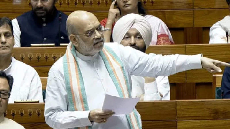 ये नरेंद्र मोदी की सरकार है, जो हथियार उठाएगा, उसका हिसाब चुकता होगा, लोकसभा में अमित शाह का बड़ा बयान