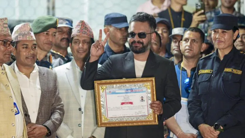 नेपाल में ‘सत्ता का नया अध्याय’, क्या दिल्ली और काठमांडू की दूरियां होंगी खत्म? या चीनपरस्त बनेगी नई सरकार?