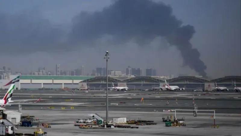 मध्य पूर्व संघर्ष- दुबई अंतर्राष्ट्रीय हवाई अड्डे पर ईरानी ड्रोन हमला, एक भारतीय सहित चार लोग जख्मी