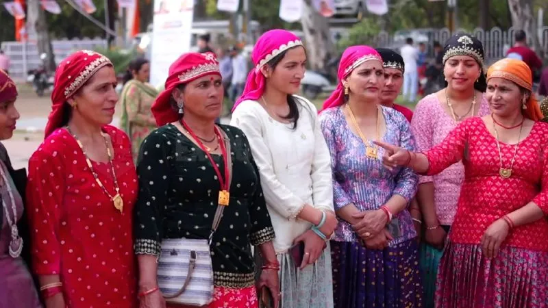 इतना सुरक्षित, इतना आजाद कभी महसूस नहीं किया, Uttarakhandi महिलाओं का CM पर बड़ा ऐलान!