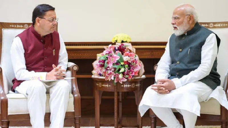 पीएम मोदी से मिले सीएम पुष्कर सिंह धामी, नेतृत्व बदलाव की अटकलों पर लगा विराम