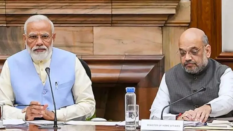 केंद्र सरकार के पावर कॉरिडोर में बड़ा फेरबदल: कई मंत्रालयों के सचिव बदले, इन IAS अफसरों का प्रमोशन, देखें पूरी लिस्ट