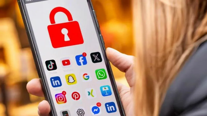 इंडोनेशिया में बच्चों पर ‘डिजिटल बैन’, 16 साल से कम उम्र के बच्चे नहीं कर पाएंगे सोशल माीडिया एक्सेस