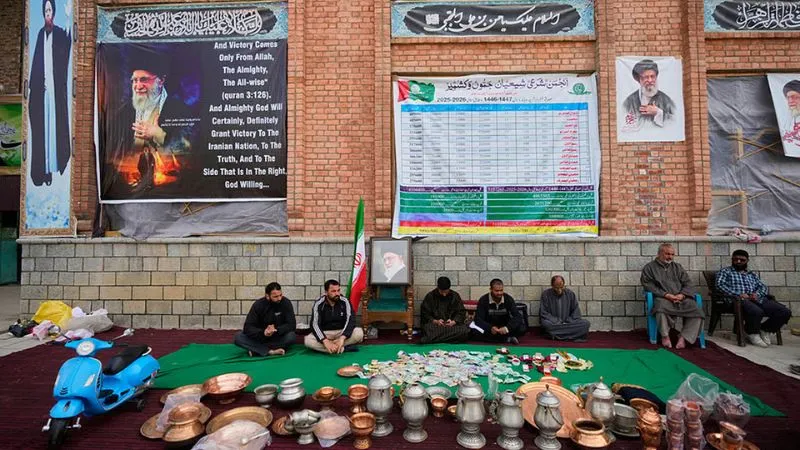 कश्मीर की महिलाओं ने दान किए गहने, पर पाकिस्तान के दबाव में ईरान ने दिखा दिया रंग? सोशल मीडिया पर फूटा भारतीयों का गुस्सा