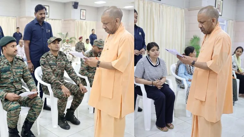 ‘बेफिक्र होकर देशसेवा करें, परिवार की सुरक्षा हमारी जिम्मेदारी’ जनता दर्शन में सैनिकों को CM योगी ने दिया भरोसा