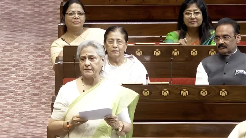 राज्यसभा में बवाल! जया बच्चन और स्पीकर के बीच तीखी नोकझोंक, बोलीं- समय दो या फांसी पर चढ़ा दो
