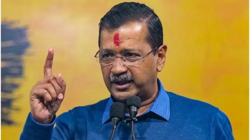 LPG की किल्लत से लेकर गिरते रुपये तक- केजरीवाल ने केंद्र को घेरा, दागे तीखे सवाल