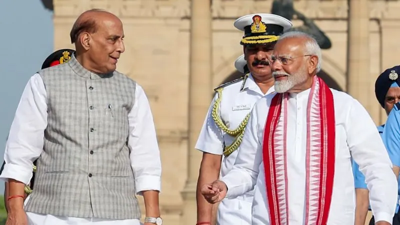 तेल-गैस संकट, मिडिल ईस्ट तनाव… मोदी का एक्शन प्लान, बनी मंत्रियों की टीम, कौन-कौन शामिल, क्या होगा काम?