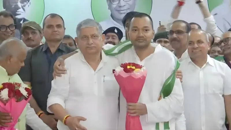'पापा के 20 सालों के काम को...', नीतीश कुमार के बेटे निशांत की राजनीति में एंट्री, पटना में ली JDU की सदस्यता