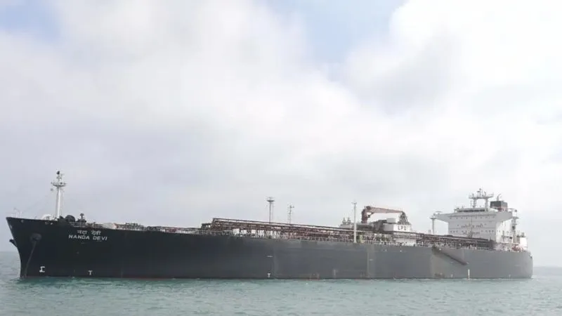 समंदर का नया ‘बाहुबली’ नंदा देवी! होर्मुज को पार कर… 46,000 टन LPG के साथ भारत पहुंचा जहाज