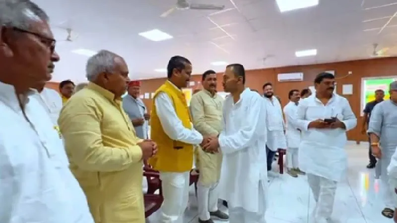 नीतीश कुमार के राज्यसभा जाने के बाद बेटे निशांत कुमार की जदयू में एंट्री, प्रदेश की सियासत में बढ़ी हलचल