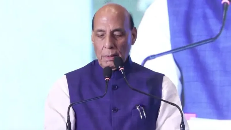 ‘हालात किस ओर जाएंगे कहना मुश्किल’ मिडिल ईस्ट में जंग के बीच रक्षा मंत्री राजनाथ सिंह ने दी बड़ी चेतावनी