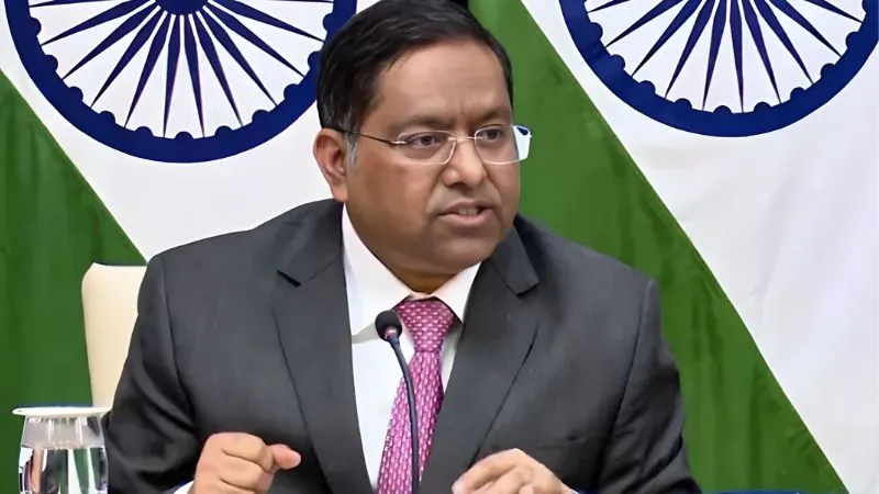 कनाडा से यूरेनियम डील पर पाकिस्तान के आरोपों की निकली हवा, भारत ने फिर लगाई लताड़; कहा- पहले खुद का रिकॉर्ड देखो...