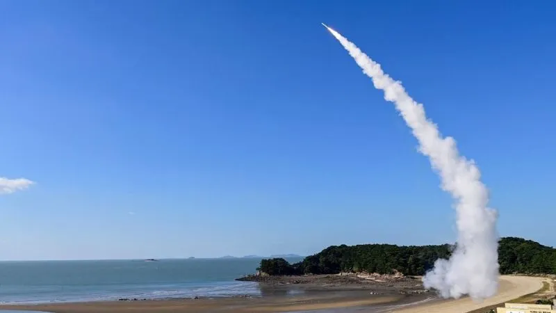 UAE का बाड़ा दावा, ईरानी हमले को किया विफल, मार गिराए 121 ड्रोन और 3 मिसाइलें