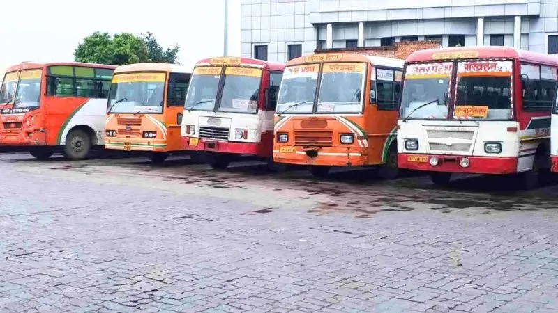 अब गांव-गांव में दौड़ेंगी बसें, योगी सरकार की नई पहल से बदलेगी ग्रामीण यूपी की तस्वीर
