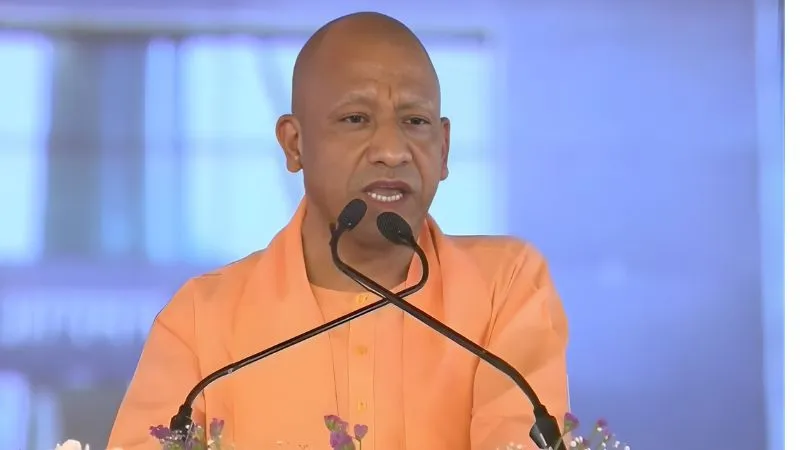 UP चुनाव से पहले योगी सरकार का मास्टर प्लान, 2.52 लाख करोड़ के बजट से तेज होंगे विकास कार्य, 1 अप्रैल से होगी शुरुआत