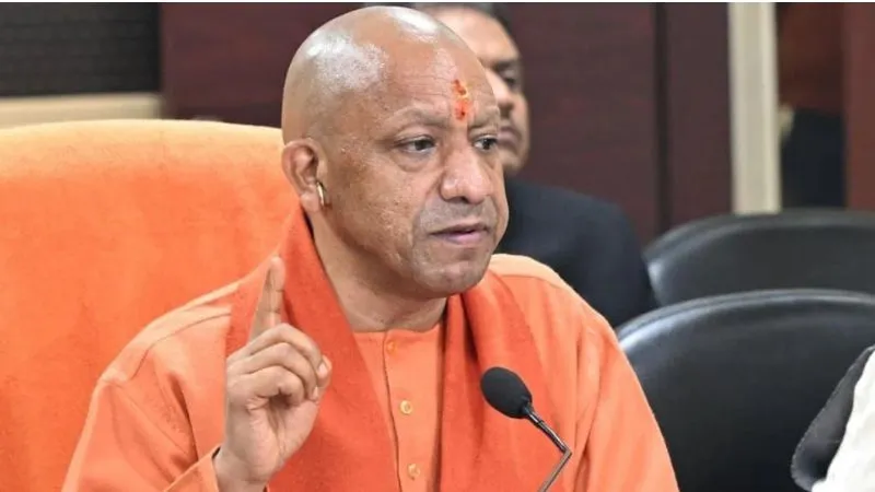 यूपी में ‘तेल माफिया’ पस्त, योगी सरकार का ताबतोड़ एक्शन, 12 हजार से ज्यादा ठिकानों पर छापेमारी