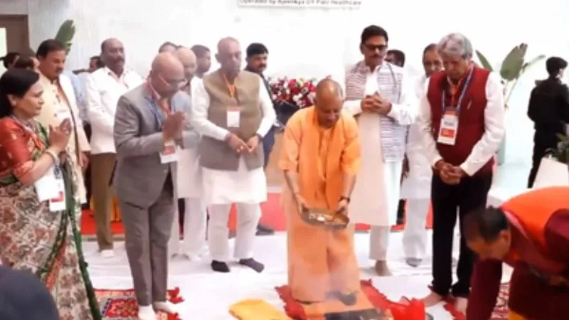ग्रेटर नोएडा में KDSG सुपर स्पेशलिटी अस्पताल का उद्घाटन, सीएम योगी बोले-आत्मविश्वास से आधी बीमारी खत्म हो जाती है