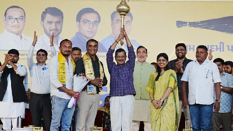 पंजाब की तरह मुफ्त बिजली, इलाज, शिक्षा, हर महिला को हजार रुपए चाहिए तो आम आदमी पार्टी की सरकार बनाएं- अरविंद केजरीवाल