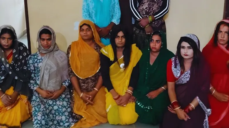 जयपुर में नकली किन्नरों के गैंग का हुआ पर्दाफाश, YouTube से ली ट्रेनिंग, बद्दुआ देकर हर महीने कमाए लाखों