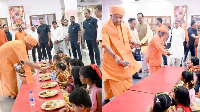 CM योगी ने किया कन्या पूजन, अपने हाथों से कराया भोजन, दक्षिणा और उपहार देकर कन्याओं से लिया आशीर्वाद