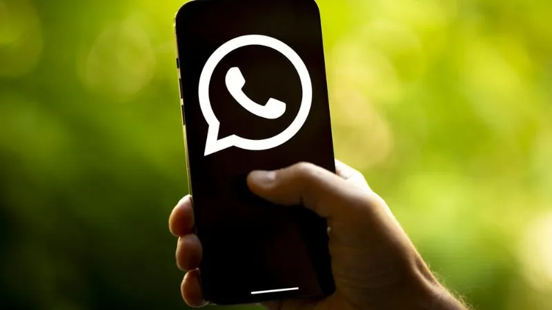 iPhone यूजर्स के लिए बड़ी राहत, एक फोन में इस्तेमाल करें दो WhatsApp अकाउंट