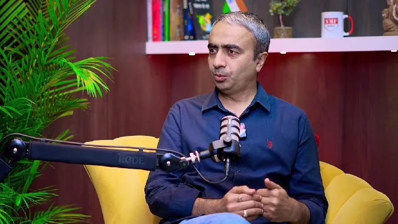 पत्रकार से नेता बने Anurag Dhandha ने Modi सरकार के ख़िलाफ़ छेड़ दी ऐसी जंग, मच गया बवाल!