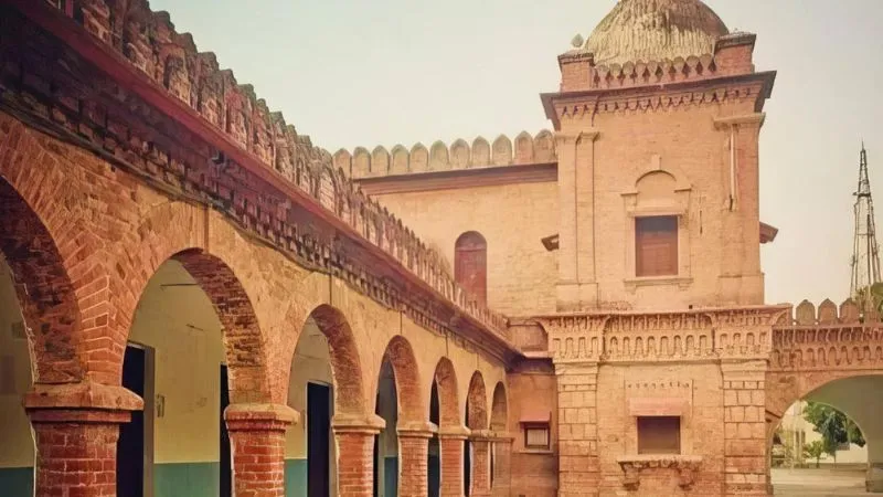 योगी सरकार में विरासत का सम्मान, विश्व धरोहर दिवस पर बागपत से शुरू होगी पहली हेरिटेज ट्रेल