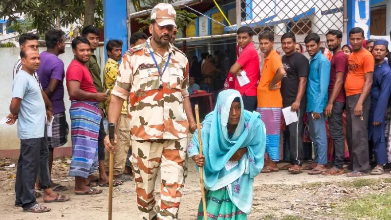बंगाल चुनाव- 75 सालों का रिकॉर्ड टूटा, बंपर वोटिंग ने रचा इतिहास, दंग रह गया पूरा देश!