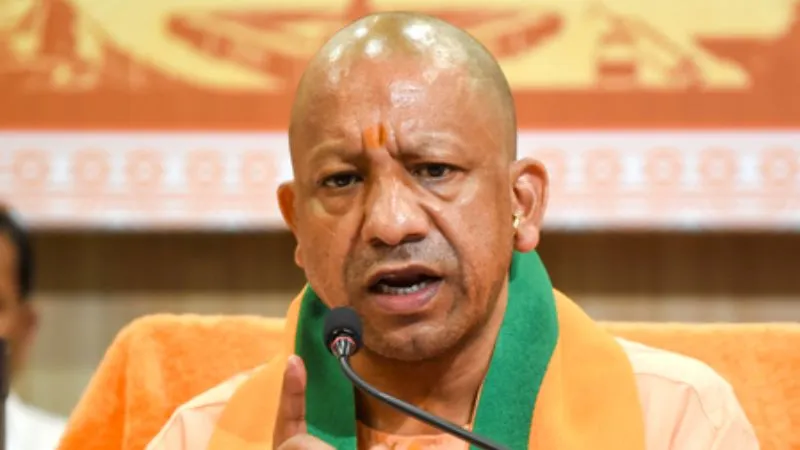 क्या UP में श्रमिकों का ₹20000 होगा न्यूनतम वेतन? योगी सरकार ने सब कुछ कर दिया साफ, अंतरिम वृद्धि पर भी अब स्थिति स्पष्ट