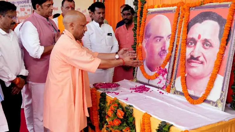 CM योगी का BJP के स्थापना दिवस पर बड़ा ऐलान, अंबेडकर पार्कों का होगा कायाकल्प