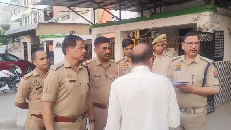 Kanpur Murder Case: हॉल से लेकर बेडरूम तक CCTV, पत्नी पर शक! जुड़वा बेटियों के मर्डर के पीछे की नई कहानी आई सामने