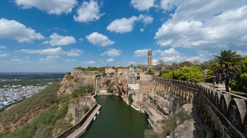आस्था और रहस्य का संगम, गौमुख कुंड महादेव मंदिर, चित्तौड़गढ़
