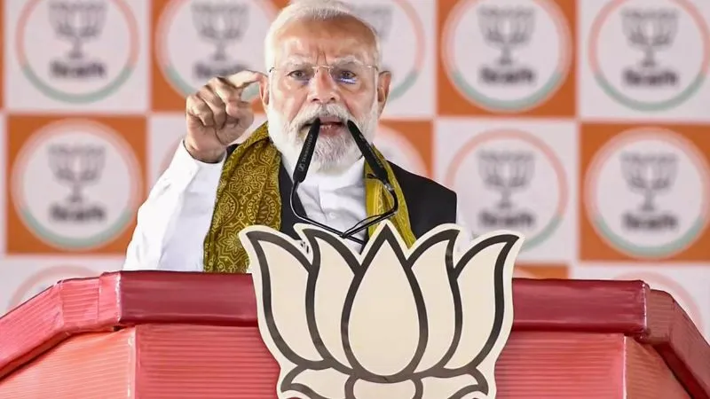 ‘TMC के पापों का घड़ा भर चुका है…’, बंगाल के आसनसोल में ममता सरकार पर जमकर बरसे PM मोदी, जानिए उन्होंने क्या कहा