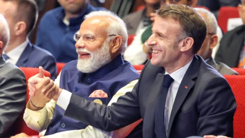 देखता रह गया अमेरिका, PM मोदी ने कर ली मैंक्रो से बड़ी डील, भारत में बनेगी फ्रांस की HAMMER मिसाइल, PAK की उड़ी नींद