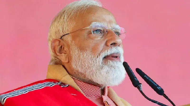 केरल चुनाव: विनीता की पीएम मोदी ने की तारीफ, प्रियंका गांधी से बेहतर भाषण देने का जताया भरोसा