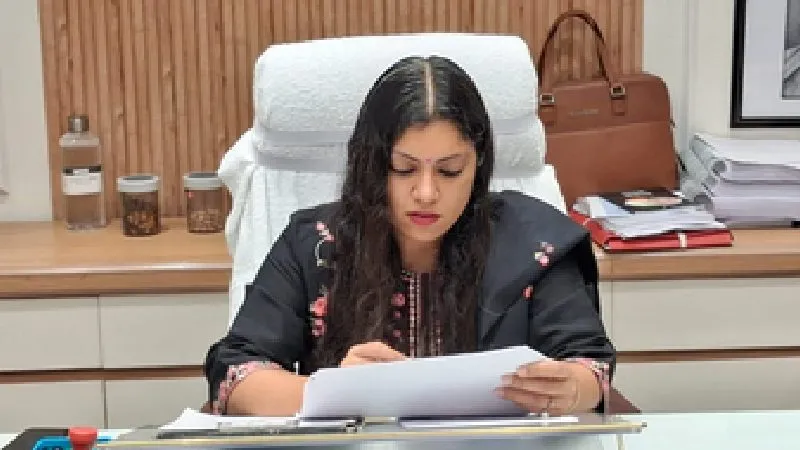 गौतमबुद्ध नगर: श्रमिकों की वेतन वृद्धि मंजूर, DM ने दिए कई अहम निर्देश