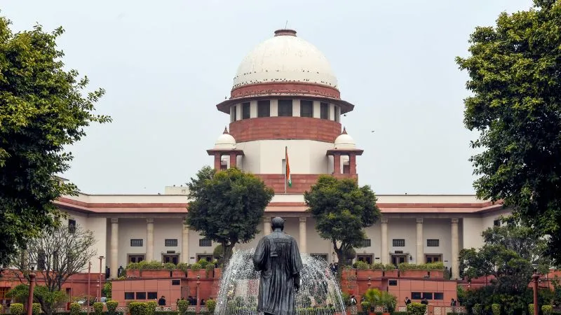 नौकरी के लिए गए थे, थमा दी बंदूक! रूस-यूक्रेन युद्ध में फंसे 26 भारतीय, वतन वापसी के लिए परिजनों ने SC से लगाई गुहार